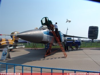 MiG-31E Foxhound  Μαχητικό-αναχαιτιστικό. Πρώτη πτήση: 1992 © Konstantinos Panitsidis